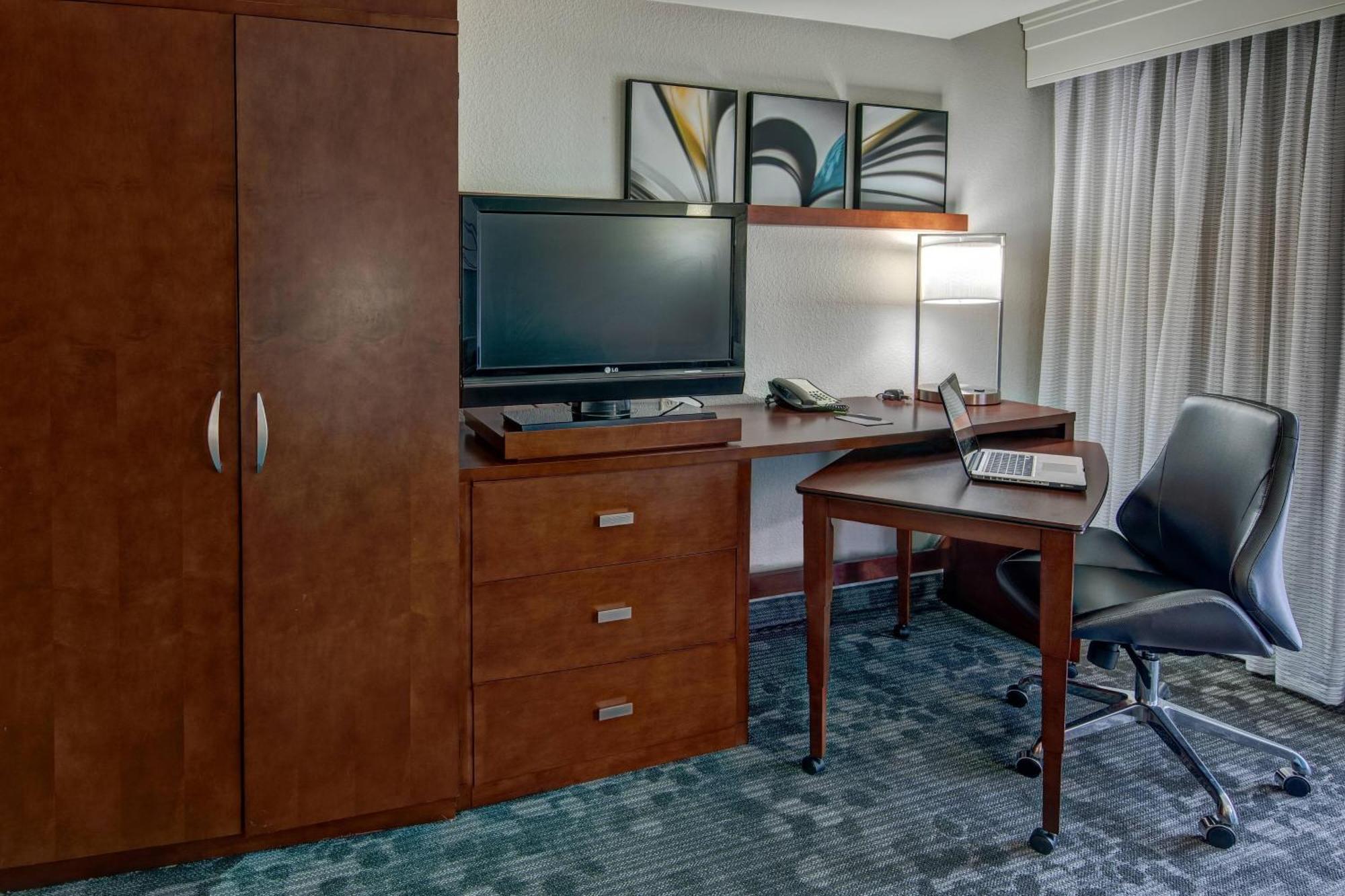 מלון Courtyard By Marriott טרוי מראה חיצוני תמונה