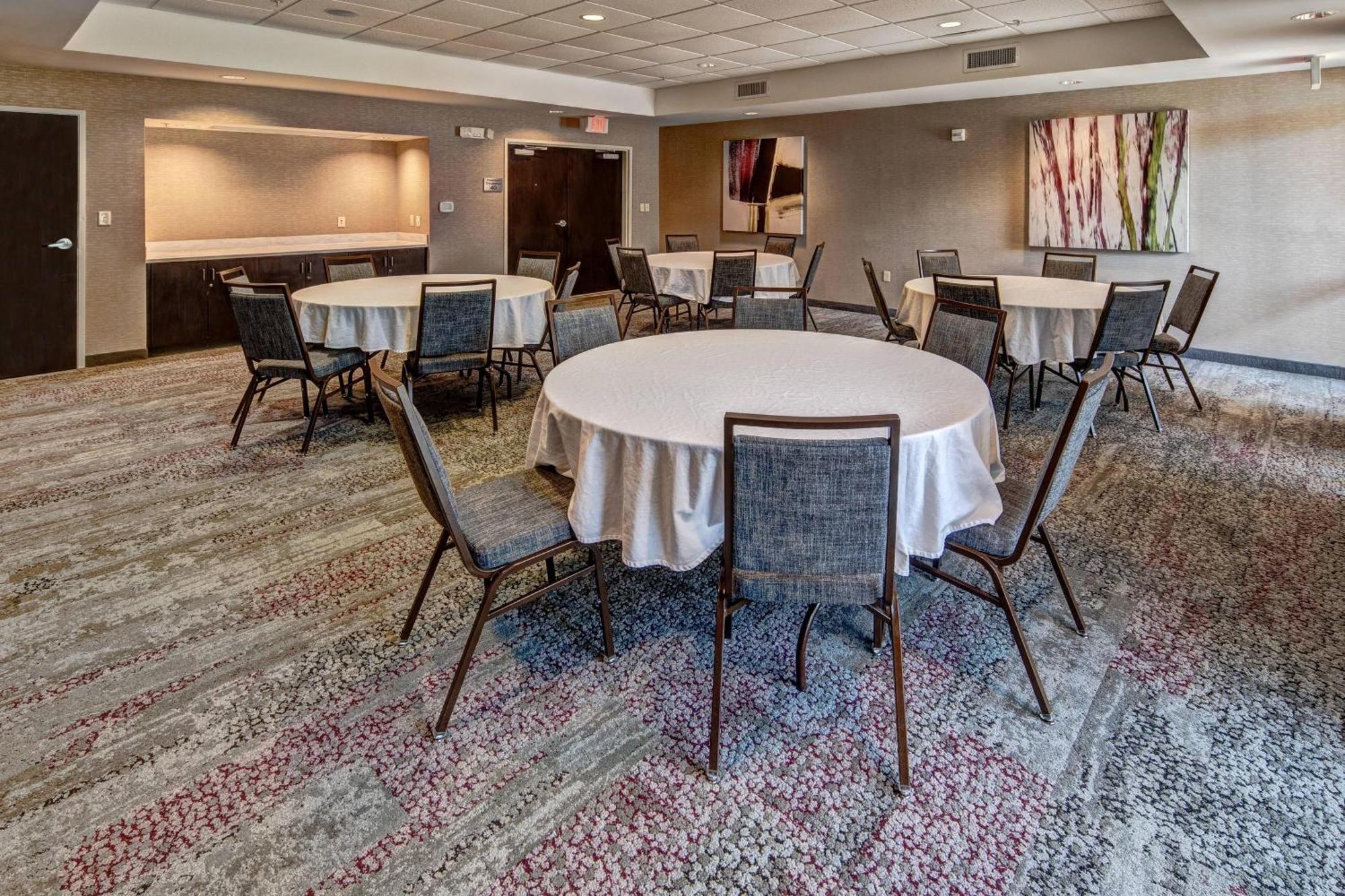 מלון Courtyard By Marriott טרוי מראה חיצוני תמונה